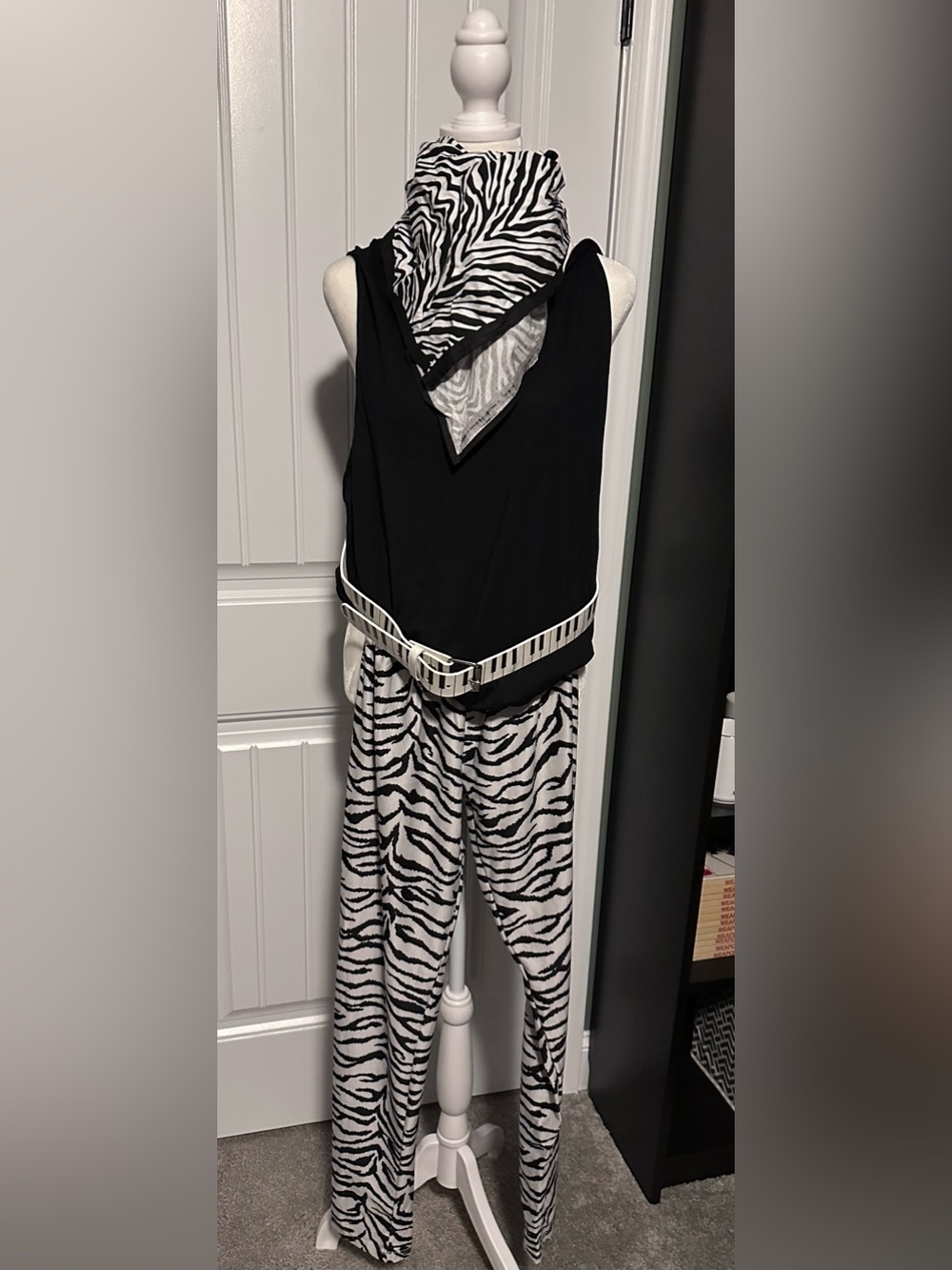 🎃 Men’s 80s Hair Band Rocker Halloween Costume Zebra Print 6 Piece Set 🎃